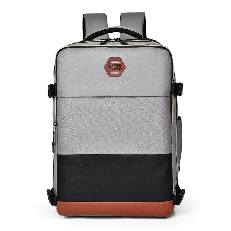 Grå reseryggsäck 40 liter med moderna detaljer och praktisk design