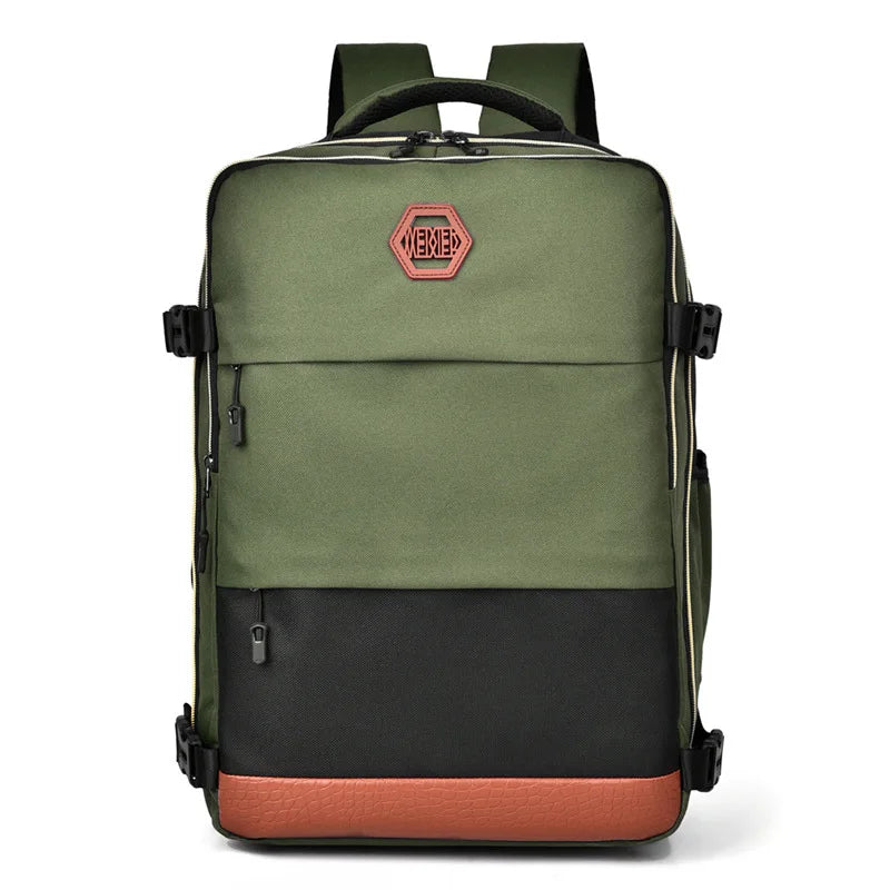 Grön reseryggsäck 40 liter med förstärkta sömmar och tåligt material