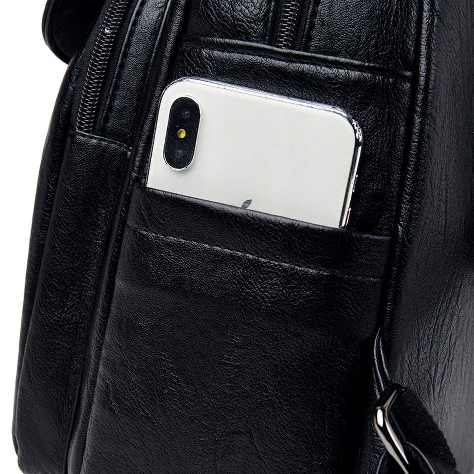 Praktisk nyckelring på Ryggsäck Dam Svart för enkel åtkomst