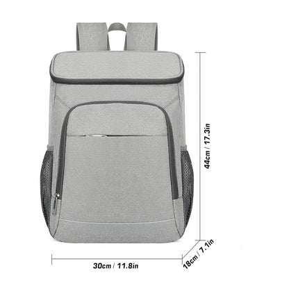 Mått på grå kylryggsäck, höjd 42 cm, bredd 30 cm, djup 18 cm